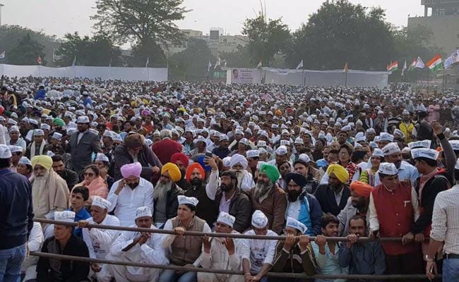 राज्यसभा चुनाव के लिए नामांकन के मुद्दे पर आम आदमी पार्टी में सभी एकमत नहीं