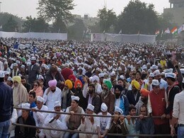 राज्यसभा पर फंस गई 'आप'? पार्टी कुमार विश्वास को उम्मीदवार बनाने के पक्ष में नहीं राज्यसभा पर फंस गई 'आप'? पार्टी कुमार विश्वास को उम्मीदवार बनाने के पक्ष में नहीं