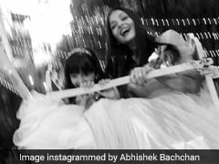 Aishwarya And Aaradhya In Dreamy Pic. Abhishek Bachchan's Caption Says It All