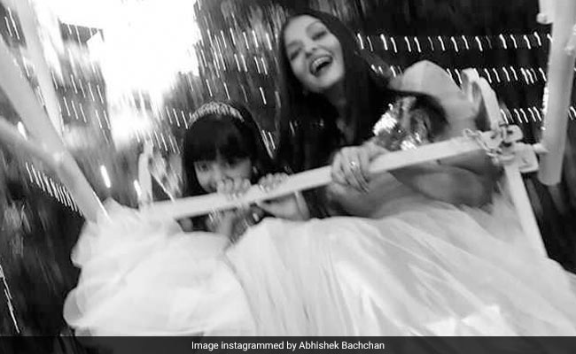 Aishwarya And Aaradhya In Dreamy Pic. Abhishek Bachchan's Caption Says It All