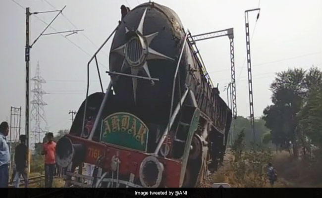 Heritage Steam Engine Runs 2 Km Without Driver Who Had Jumped Off