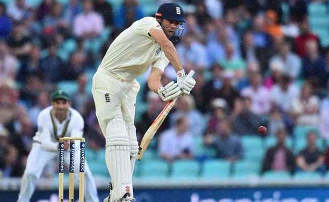 AUS VS ENG: एलिस्टर कुक ने नाबाद दोहरे शतक के साथ बनाए ये बड़े रिकॉर्ड