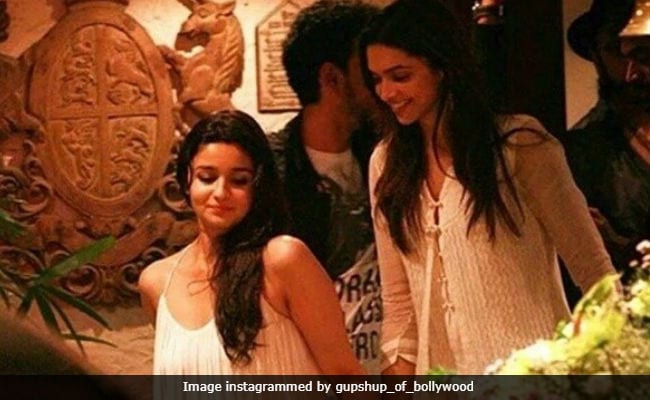 Here's What Alia Bhatt's 'Biggest Fan' Deepika Padukone Wrote In Letter