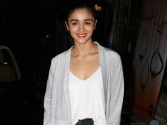 Alia Bhatt Reportedly Rejected Prabhas' <I>Saaho</i>. Read More Here