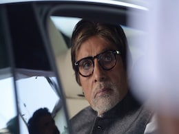 Amitabh Bachchan Escapes Accident As Rear Wheel Of His BMW Comes Off Amitabh Bachchan Escapes Accident As Rear Wheel Of His BMW Comes Off