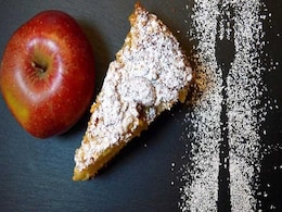 स्वाद और सेहत से भरपूर है ये 'Apple Pie' सेलिब्रिटी न्यूट्रिशनिस्ट पूजा मखीजा से जानें रेसिपी स्वाद और सेहत से भरपूर है ये 'Apple Pie' सेलिब्रिटी न्यूट्रिशनिस्ट पूजा मखीजा से जानें रेसिपी