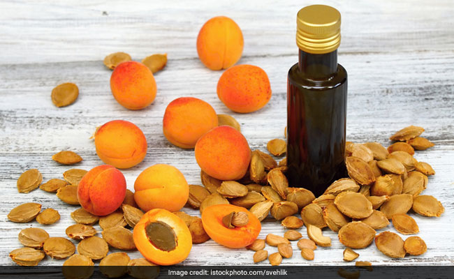 Apricot oil is a versatile and lightweight oil that works well for all hair types