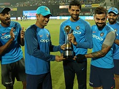 Virat Kohli, MS Dhoni Join Tributes As Ashish Nehra Plays Farewell Match