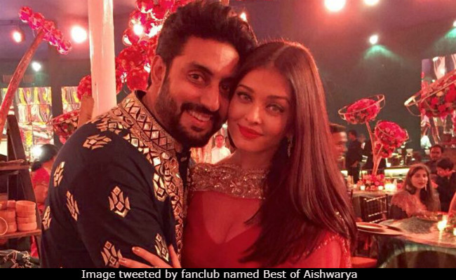 Viral: Aishwarya Rai Bachchan, Abhishek Bachchan Show What Pure Love Looks Like In This Pic
