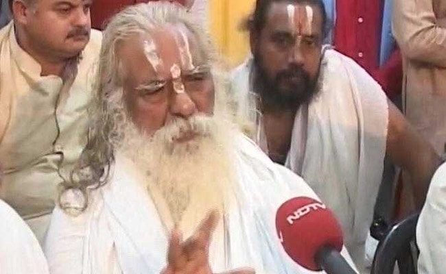 अयोध्या में अब मंदिर के दावेदारों में खिंची तलवारें...