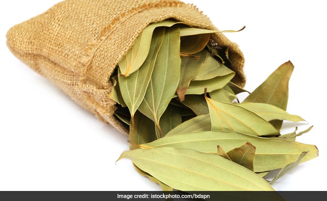 bay leaves help in dealing with skin problems