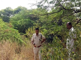 भोपाल गैंगरेप मामला : चौथा आरोपी भी आया पुलिस की गिरफ्त में... भोपाल गैंगरेप मामला : चौथा आरोपी भी आया पुलिस की गिरफ्त में...