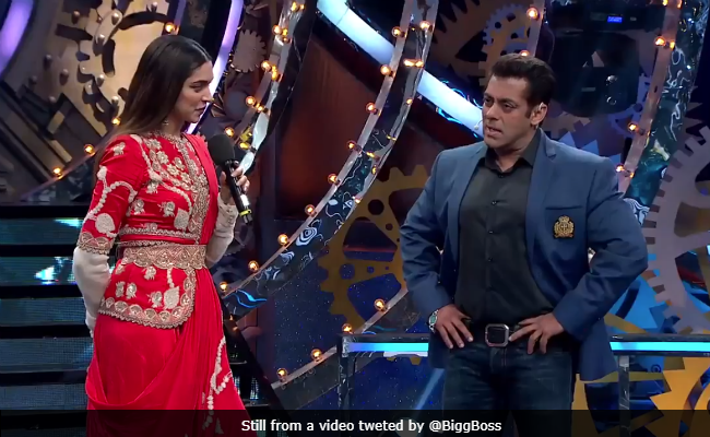 Sapna Choudhary And Salman Khan Xxx - Bigg Boss 11, November 19: Salman Khan Plays 'Kill Marry Hook-Up' With  Deepika Padukone. It's Funny