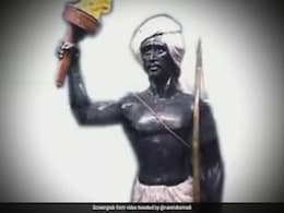 PM Modi Pays Tribute To Freedom Fighter Birsa Munda On Birth Anniversary PM Modi Pays Tribute To Freedom Fighter Birsa Munda On Birth Anniversary
