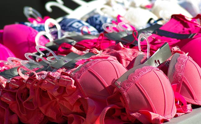 This Bra Hack Every Girl Should Know, Bra Hack