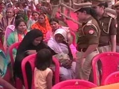 At Yogi Adityanath's Rally, Cops Make Woman Remove Burqa