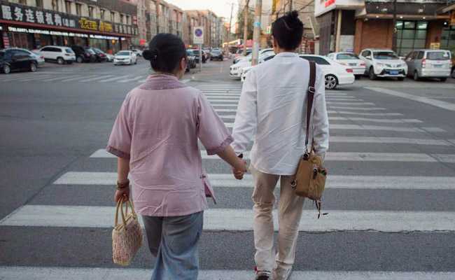 Secrets And Wives: Gay Chinese Hide Behind 'Sham Marriage'