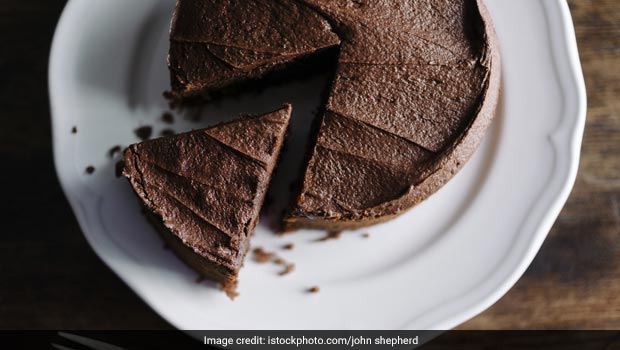 Chocolate Cake In A Pressure Cooker