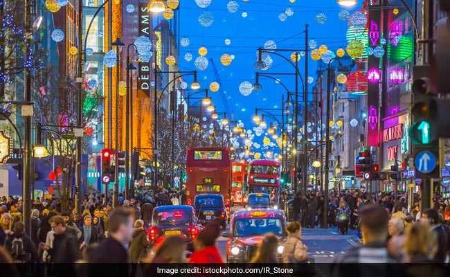 US Warns Of Christmas Terror Threat In Europe