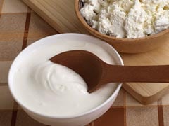 5 Easy DIY Hair Masks With Curd For Soft, Shiny Hair Every Time