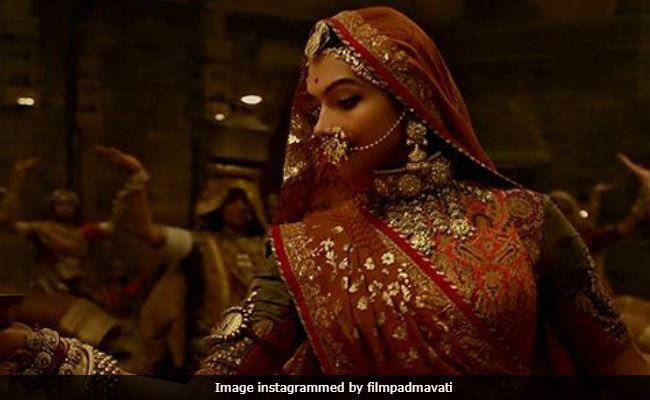 Deepika Padukone Says <i>Padmavati</i> Director Brings "Something New Every Time"