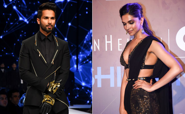 GQ फैशन नाइट्स: 'पद्मावती' दीपिका पादुकोण की इंडो-वेस्टर्न साड़ी पर टिकी निगाहें, रैम्प पर छाए शाहिद कपूर