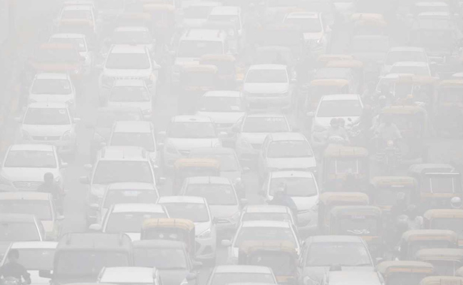 Delhi Pollution Off The Charts, Top Doctors Say 'Evacuate'