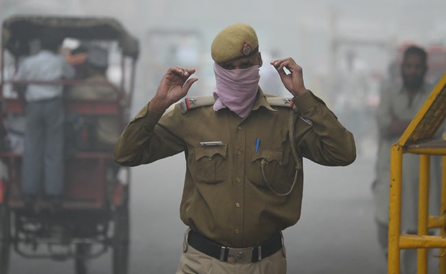 Delhi Air Quality Drops Again, May Worsen As Stubble Burning Increases