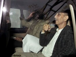 On Mission Kashmir, Centre's Interlocutor Dineshwar Sharma Lands In Srinagar On Mission Kashmir, Centre's Interlocutor Dineshwar Sharma Lands In Srinagar