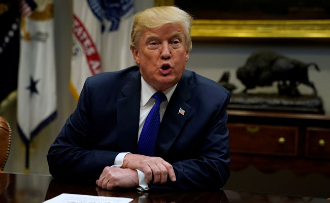 US Top Court Lets President Trump's Latest Travel Ban Go Into Full Effect