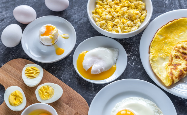 High-Protein Diet: हेल्दी रहने के लिए अंडे को डाइट में करें शामिल, जानें ये 5 बेहतरीन लाभ