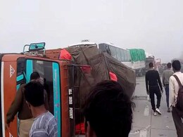 Blinding Smog Causes 24-Vehicle Pile-Up On Expressway Near Delhi Blinding Smog Causes 24-Vehicle Pile-Up On Expressway Near Delhi