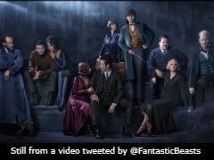<i>Fantastic Beasts And The Crimes Of Grindelwald First Look</i>: Jude Law As Young Dumbledore