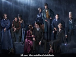 <i>Fantastic Beasts And The Crimes Of Grindelwald First Look</i>: Jude Law As Young Dumbledore <i>Fantastic Beasts And The Crimes Of Grindelwald First Look</i>: Jude Law As Young Dumbledore