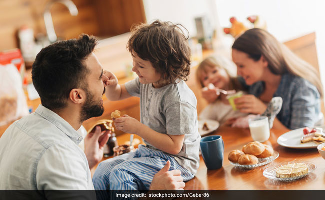 New Dads May Get Depressed Too: Try These Food to Lift Your Mood