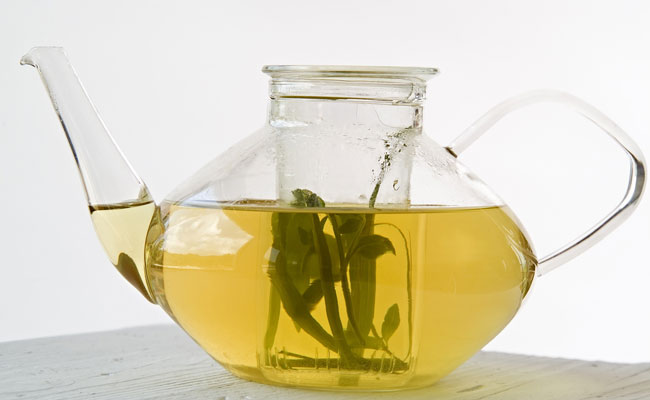 6 Amazing Health Benefits Of Lemongrass Tea You Should Know