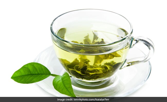 Why Do Dieticians Promote Herb Infused Water For Weight Loss?