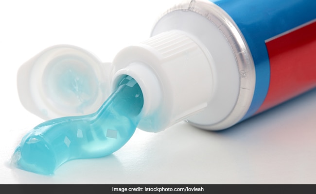 toothpaste on ulcer