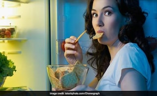 Is Eating At Night Making You Gain Weight?