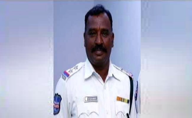 hyderabad traffic cop accident