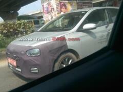 Hyundai i20 Facelift Spotted Testing With New Alloy Wheels