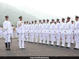 Indian Navy में नौकरी करने का सुनहरा मौका, जल्द करें आवेदन Indian Navy में नौकरी करने का सुनहरा मौका, जल्द करें आवेदन