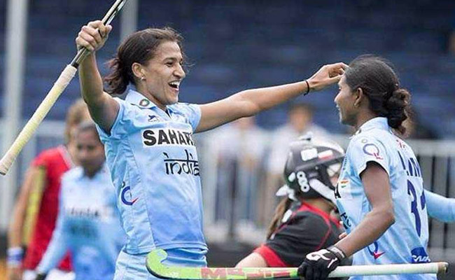 एशिया कप खिताब जीतने पर राष्ट्रपति और प्रधानमंत्री ने महिला हॉकी टीम को बधाई दी