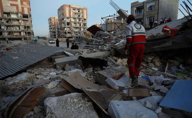 Iran Hunts For Survivors As 7.3 Magnitude Earthquake Kills 407 Near Iraq Border