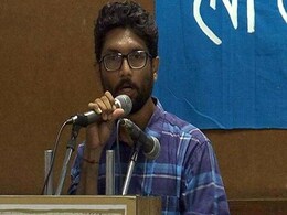 गुजरात चुनाव: मेवाणी ने बढ़ाई कांग्रेस की मुश्किलें, तीसरी लिस्ट जारी होते ही कार्यकर्ताओं ने की तोड़फोड़ गुजरात चुनाव: मेवाणी ने बढ़ाई कांग्रेस की मुश्किलें, तीसरी लिस्ट जारी होते ही कार्यकर्ताओं ने की तोड़फोड़