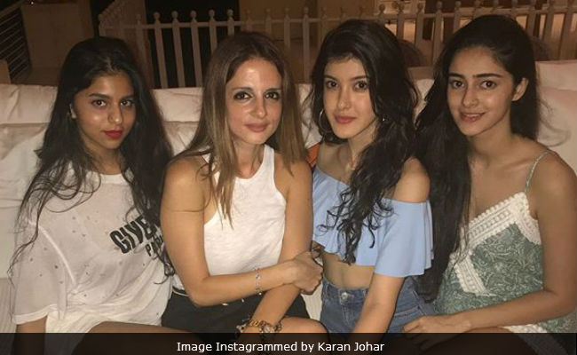 Shah Rukh Khan's Birthday Bash: Suhana Parties With Chunky Pandey's Daughter Ananya And Friends