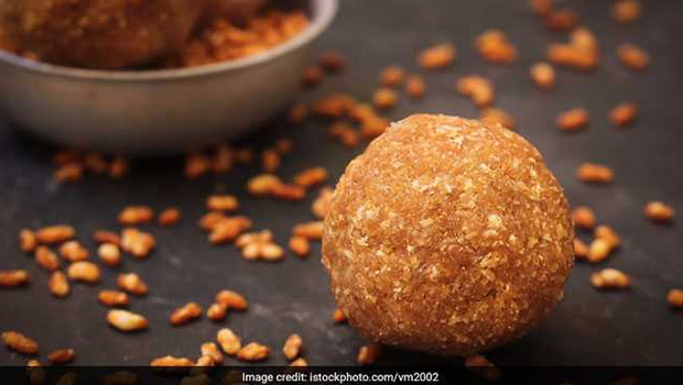 Peanut Laddoo For Janmashtami 2021: Prepare This Healthy Mithai With Just 2 Ingredients