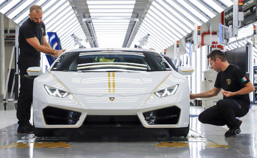 lamborghini huracan rwd pope francis