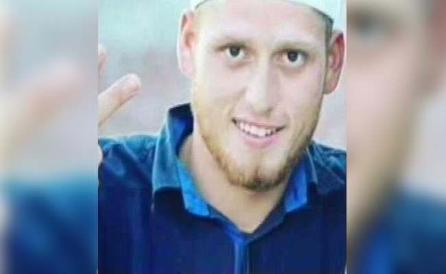 जम्मू-कश्मीर : मां की पुकार सुन पसीज गया फुटबॉलर से आतंकी बने माजिद का दिल