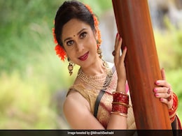 ये डायरेक्टर करते थे मीनाक्षी शेषाद्रि से प्यार, लेकिन ‘दामिनी' ने कर दिया था इनकार ये डायरेक्टर करते थे मीनाक्षी शेषाद्रि से प्यार, लेकिन ‘दामिनी' ने कर दिया था इनकार